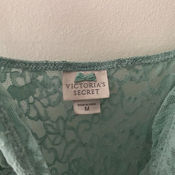 Victoria's Secret Blue Sheer Stretch Lace Slip Size M‎ - Picture 3 of 3